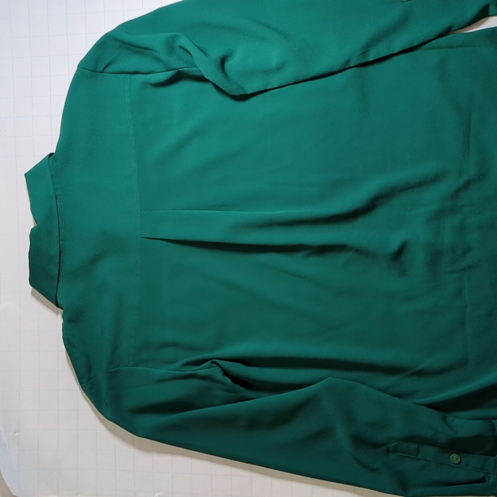 Green Apt 9 button down blouse - Picture 2 of 10